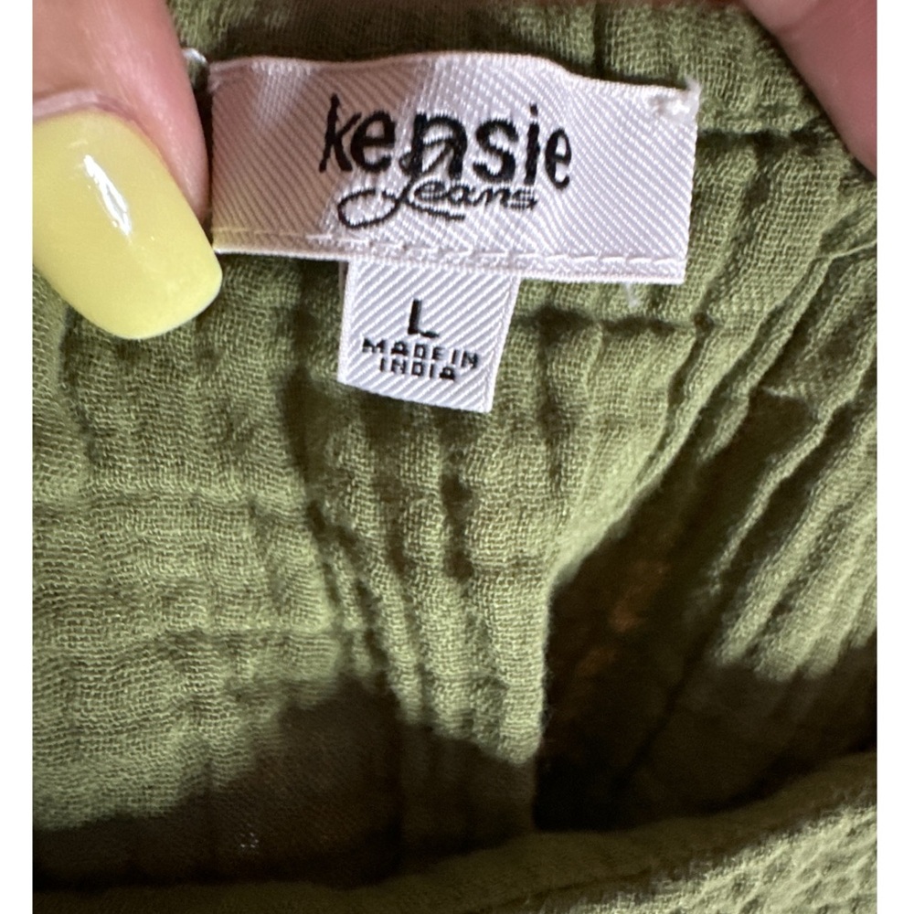KENSIE- Green cropped tank top size Large - Picture 4 of 10